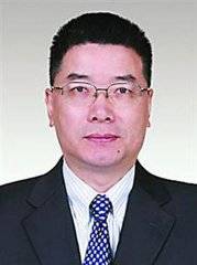 曹仲平（海南省商业学校校长、党委书记）