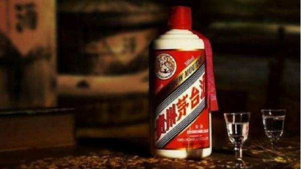 中国的四大名酒来自是什么？？