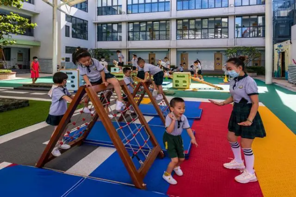 幼儿园评来自课用语优缺点及建议